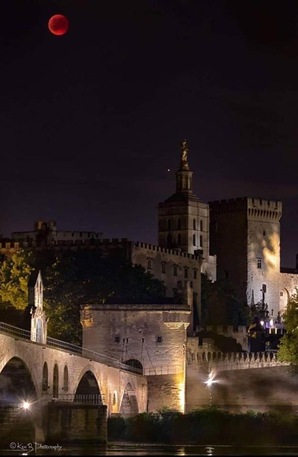 Le Mas Saint Jean Mézoargues المظهر الخارجي الصورة